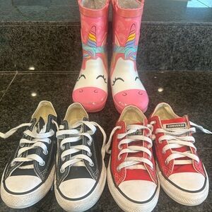 Girls Converse and rain boots
